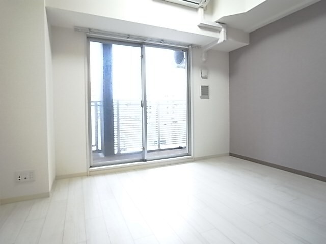 物件内観写真15　(リビングです)