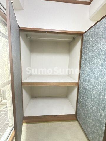 物件内観写真14　(便利な収納スペースです)