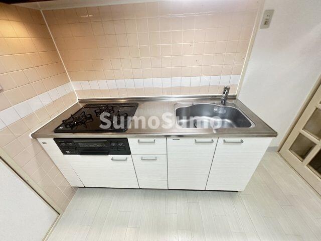 物件内観写真17　(キッチンでお料理をお楽しみください)