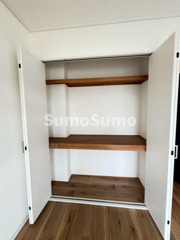 物件内観写真12　(収納スペース豊富です)