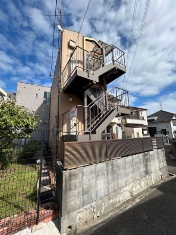 物件外観写真1　(外観も気になるポイント)