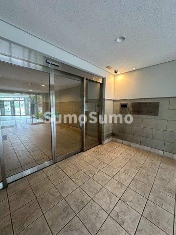 物件外観写真2　(エントランスです)