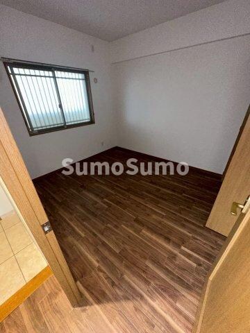 物件内観写真9　(落ち着いて過ごせるお部屋なので、寝室にいかがでしょうか)