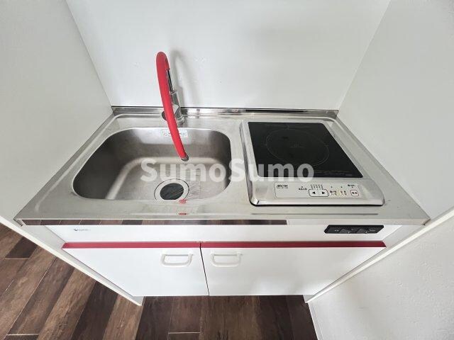 物件内観写真17　(コンパクトなキッチンで掃除もラクラク)