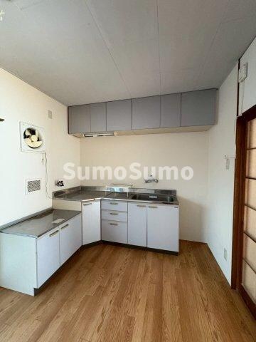 物件内観写真7　(きれいなキッチンです)