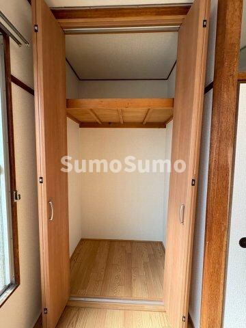 物件内観写真12　(収納スペース豊富です)