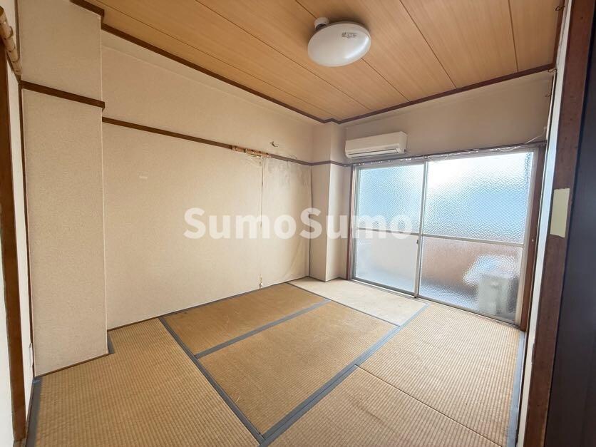 物件内観写真22　(和室ならではの温かな和の空間で寛ぎの時間を過ごせます)