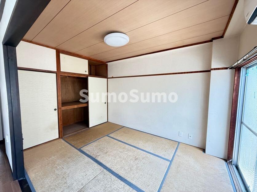 物件内観写真23　(来客時にも便利な和室付き)