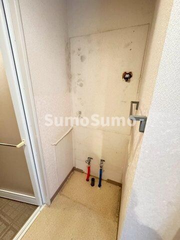 物件内観写真14　(朝の支度にも助かる、独立の洗髪洗面化粧台)