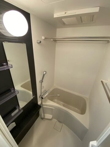 物件内観写真8　(お風呂です)