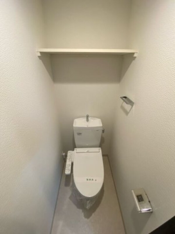 トイレ(シンプルで使いやすいトイレです)