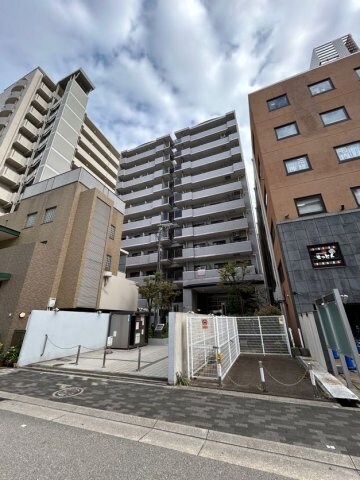 物件外観写真1　(おしゃれな外観です)