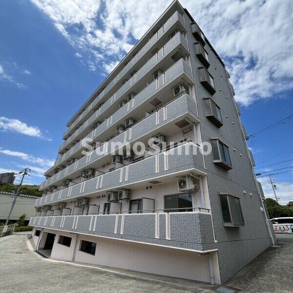 物件外観写真1　(外観もきれいです)