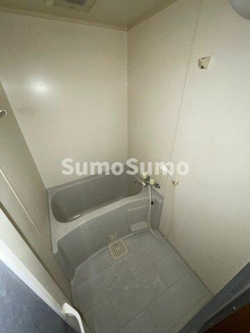 物件内観写真6　(コンパクトで使いやすいお風呂です)