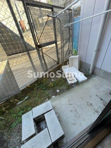 物件内観写真8　(お庭も活用できます)