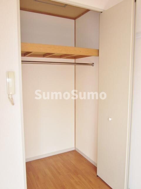 物件内観写真15　(収納のためのスペースです)