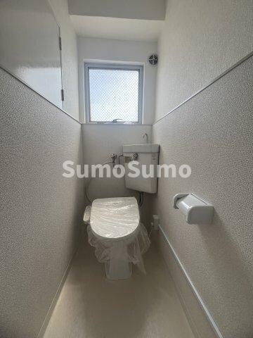 物件内観写真15　(トイレもきれいです)