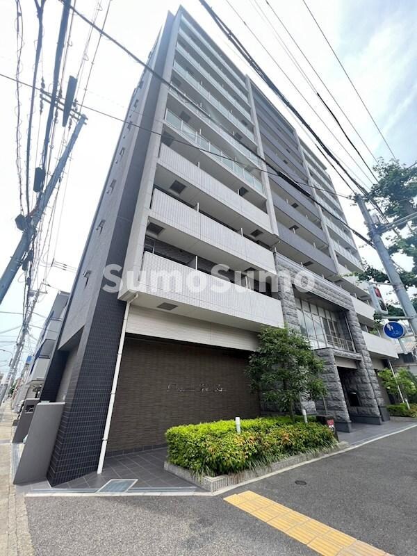 物件外観写真1　(外観もきれいです)