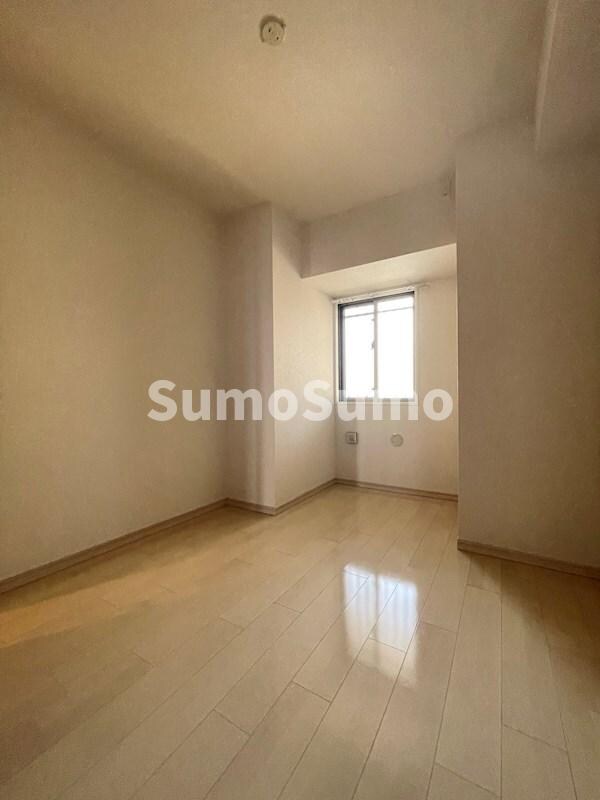 物件内観写真29　(使い勝手のいい寝室です)