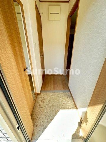 物件内観写真4　(玄関です)