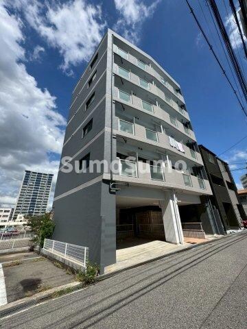 物件外観写真1　(外観もきれいです)