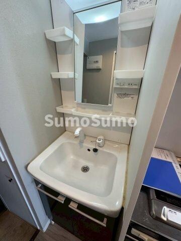 物件内観写真12　(スペースが確保できる洗面所です)