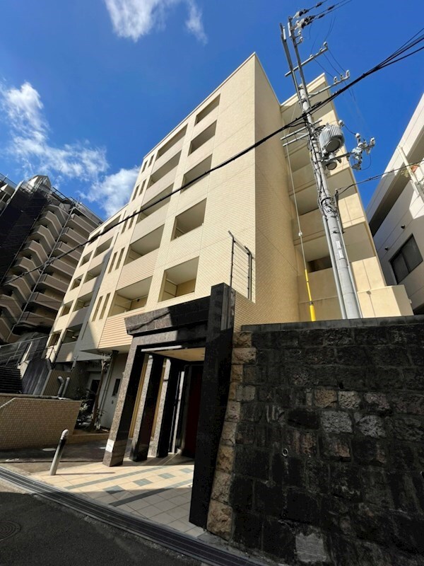 ウォームスヴィル神戸元町JPの物件外観写真