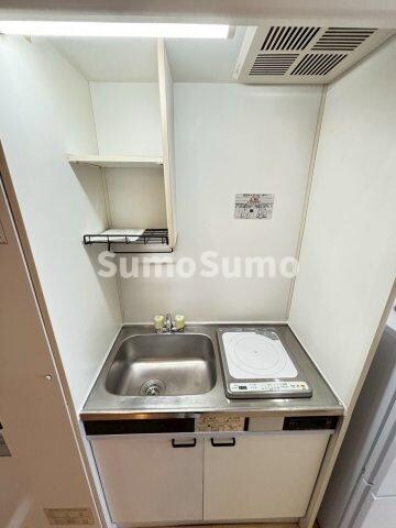 物件内観写真15　(コンパクトなキッチンで掃除もラクラク)