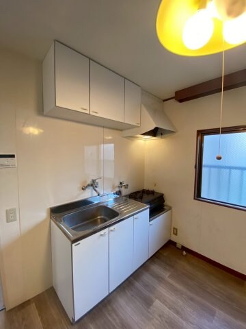 物件内観写真8　(お料理しやすいキッチンです)