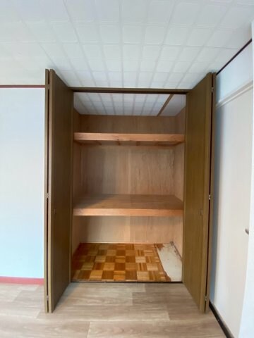 物件内観写真21　(収納スペース豊富です)