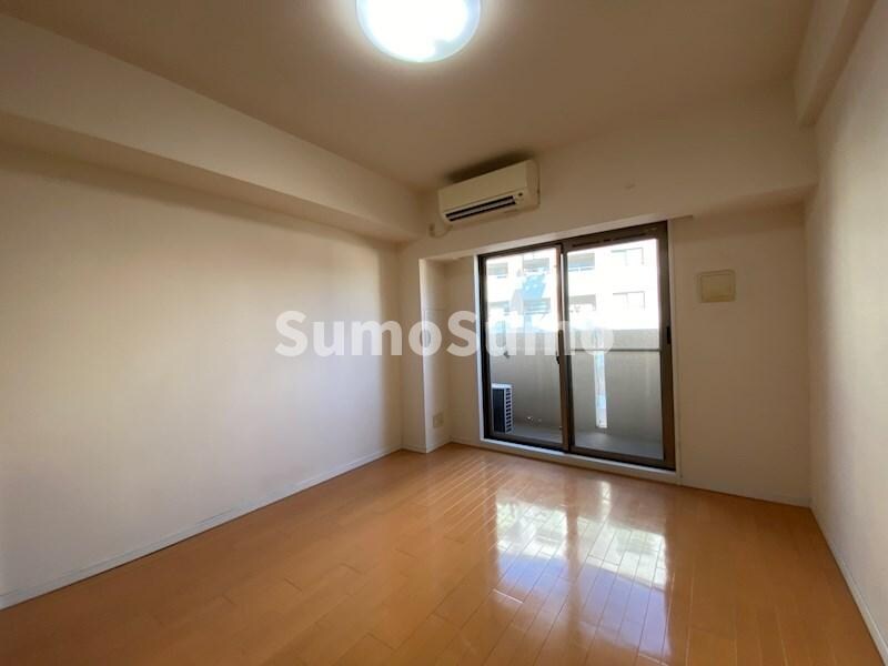 物件内観写真6　(ゆったり過ごせるリビングです)