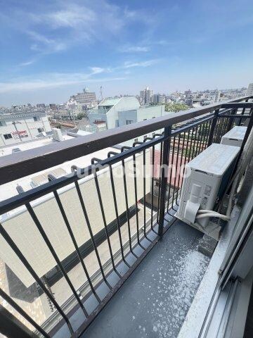 物件内観写真16　(バルコニーがあります)