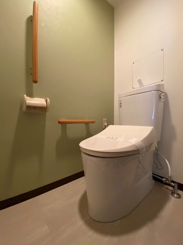 トイレ(ゆったりとした空間のトイレです)