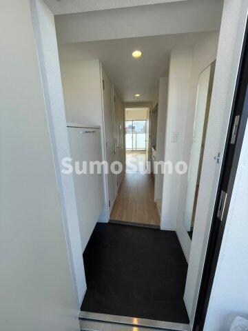 物件内観写真3　(玄関です)