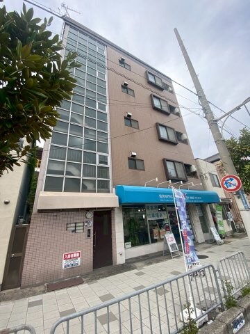 物件外観写真1　(外観もきれいです)