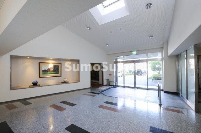 物件外観写真3　(エントランス )