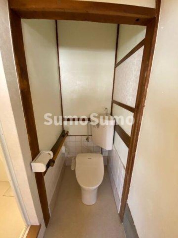 トイレ(ゆったりとした空間のトイレです)