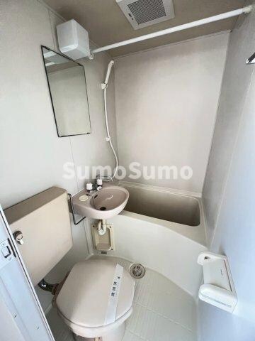 物件内観写真15　(日々の暮らしに欠かせないお風呂です)