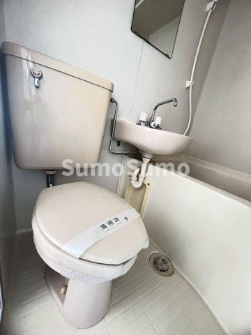 物件内観写真16　(シンプルで使いやすいトイレです)