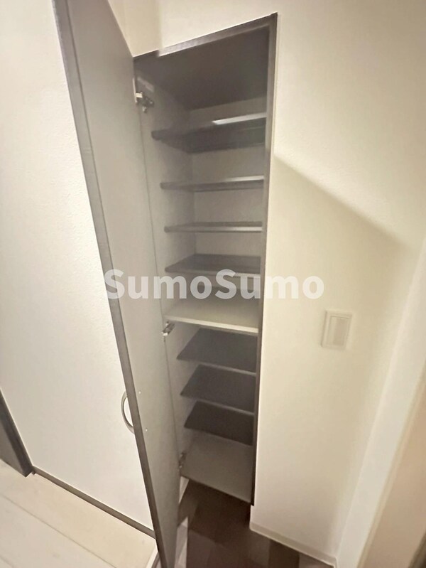 収納(こまごまとしたものを収納できそうですね)