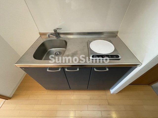 物件内観写真4　(お料理しやすいキッチンです)