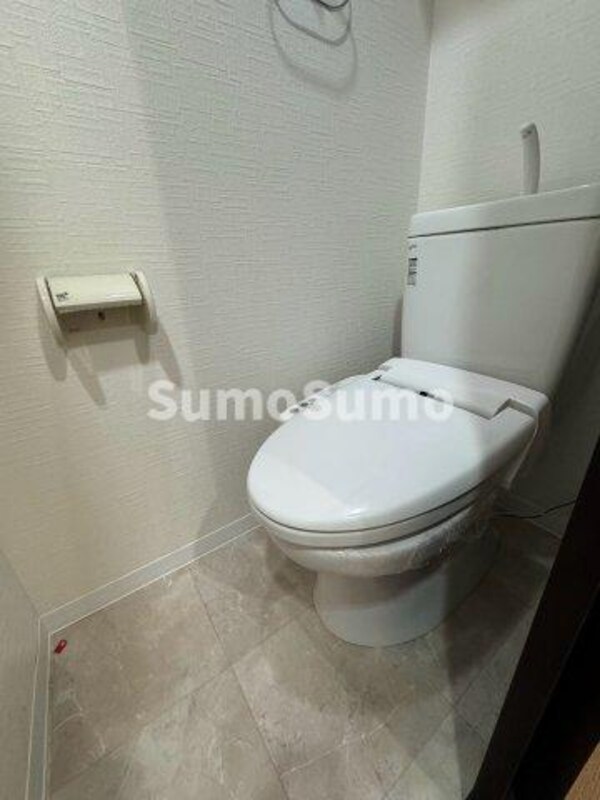 トイレ(ゆったりとした空間のトイレです)