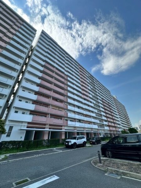 UR武庫川 31号棟外観写真