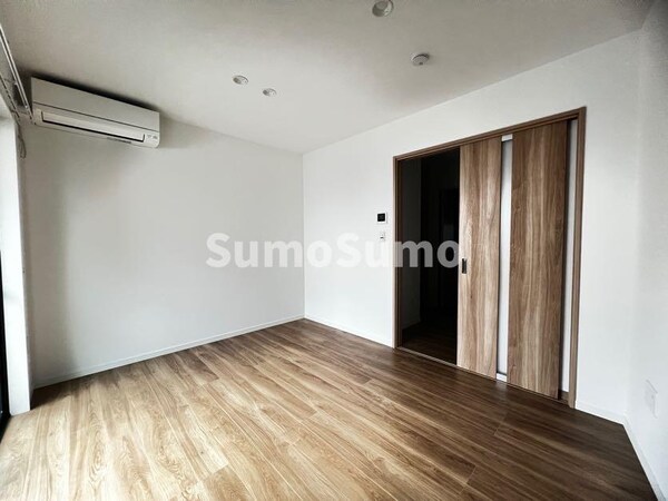 洋室(洋室です)