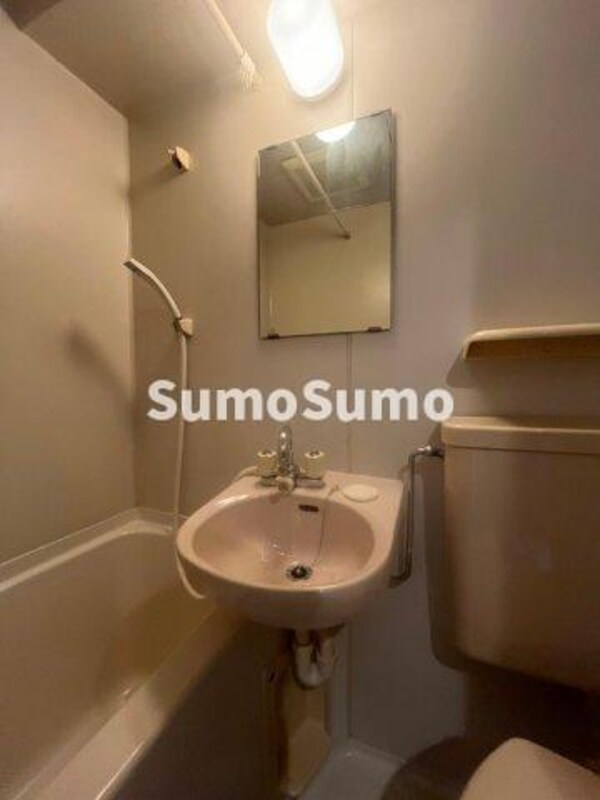 独立洗面台(独立洗面化粧台が付いています)