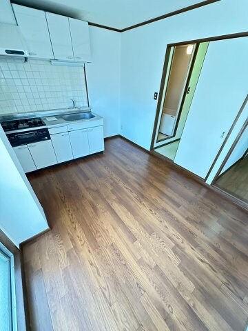 物件内観写真15　(きれいな内装です)