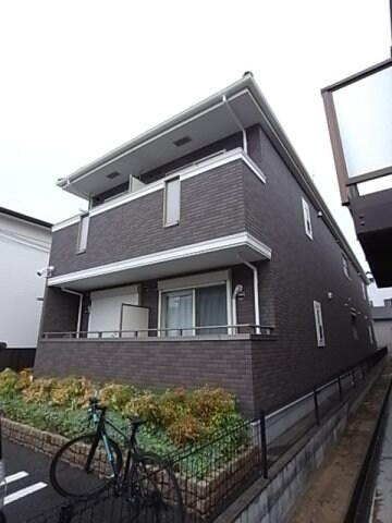 物件外観写真1　(きれいな外観です)