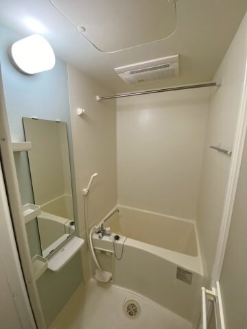 物件内観写真8　(ゆったり過ごせるお風呂です)