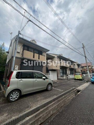 物件外観写真1　(外観も気になるポイント)