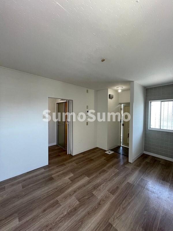 物件内観写真16　(リビングです)